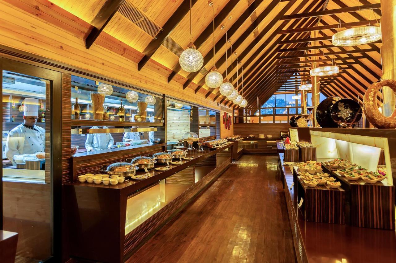 Aamby Valley City Lonavala Eksteriør bilde The interior of the restaurant